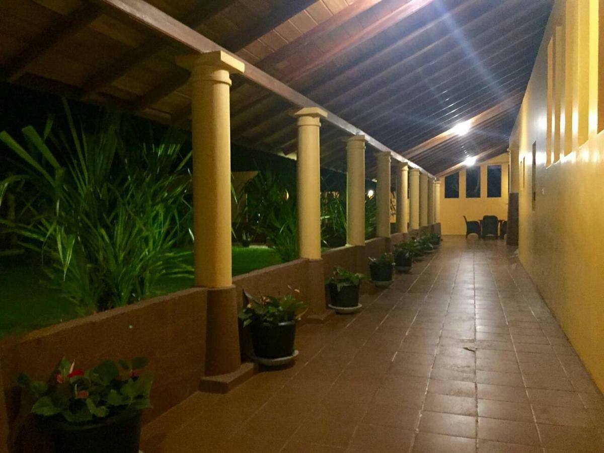Sera Villa Katana Esterno foto